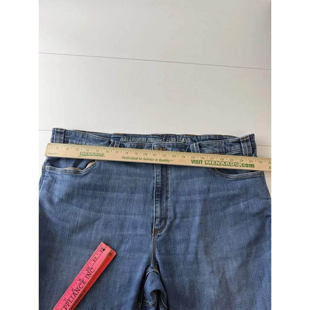 Duluth Trading Jeans Men's Size 44x28 Ballroom Double Flex Relaxed Fit Workwear